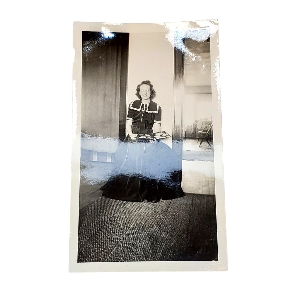 Vtg Young Lady Looking at Album Original Monochrome Photography Found